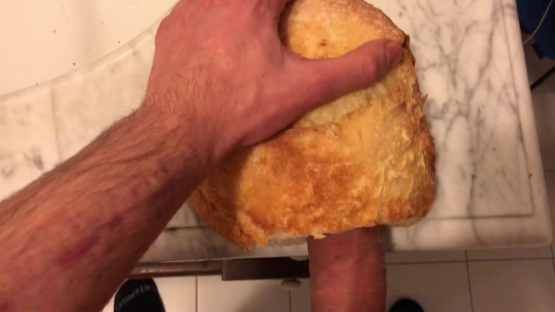 Francesco Spinozzi: Ekmek sikişi