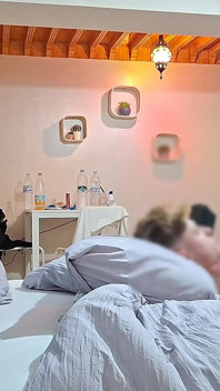 Tânăr soldat ceh încearcă sexul homosexual când iubita lui nu este prin preajmă - Jirkan