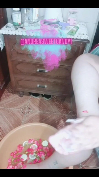 Whitekitten: 3997284552.mp4
