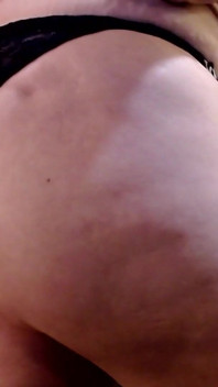 Big Lace Covered Ass Shaking Clenched Jiggly