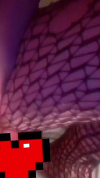 Vrouw geniet van enorme dildo en kontlikken