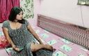 Horny Rose: Bhabi India disetubuhi oleh pria pemulihan pinjaman!