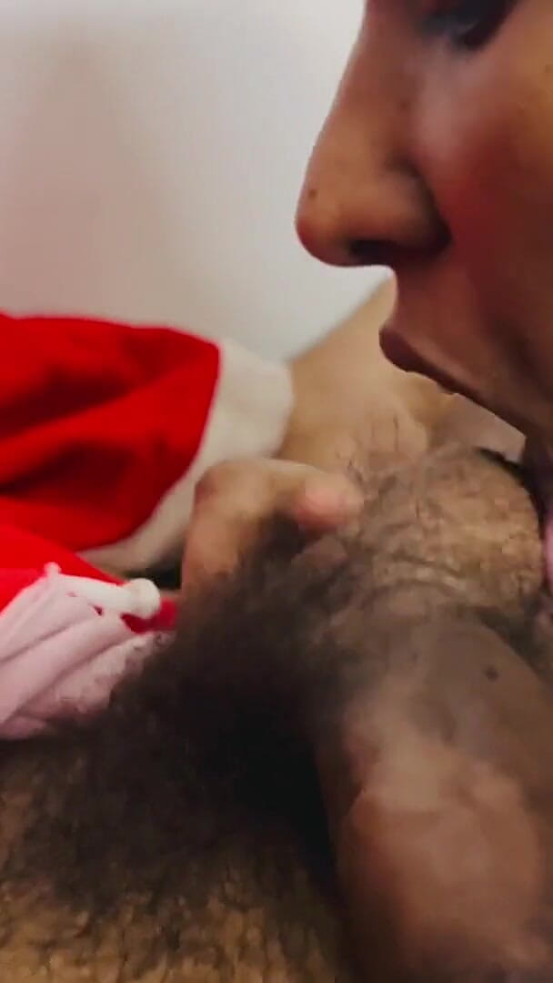Immfuck: Muslim Hijabi Indian Girl and Santa Christmas Special Deepthroat Blowjob...