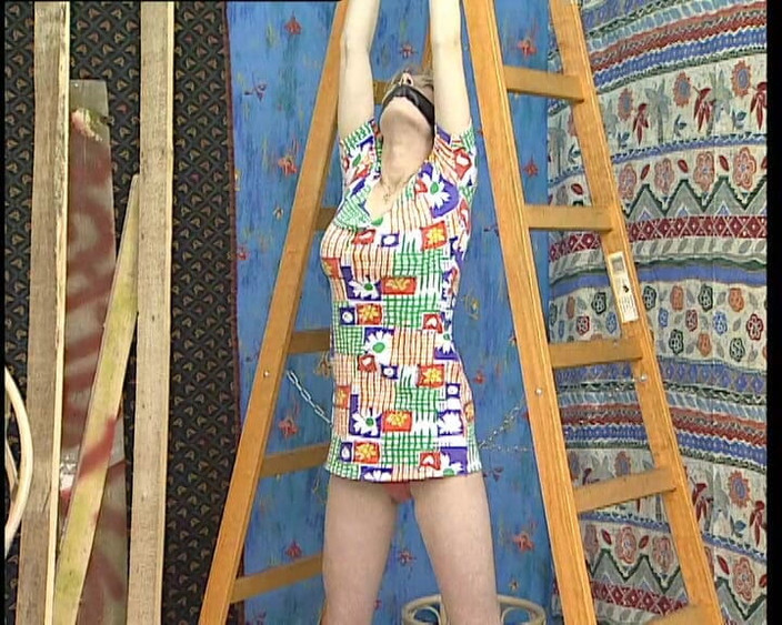 YOUR FIRST PORN: Behaarte Fotze Und behaarter Arsch - सॉफ़्टबॉन्डेज में जेसी बालों वाली चूत और बालों वाली गांड - नरम बंधन में जेसी