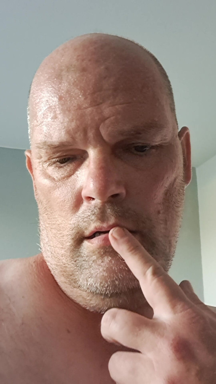 Fickspecht: Hot, Just Too Hot, Like the Bitch