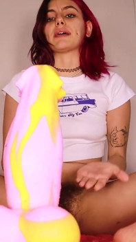Jag hittade äntligen en dildo som är för stor för mig