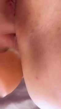 Sodomie avec machine à baiser en POV