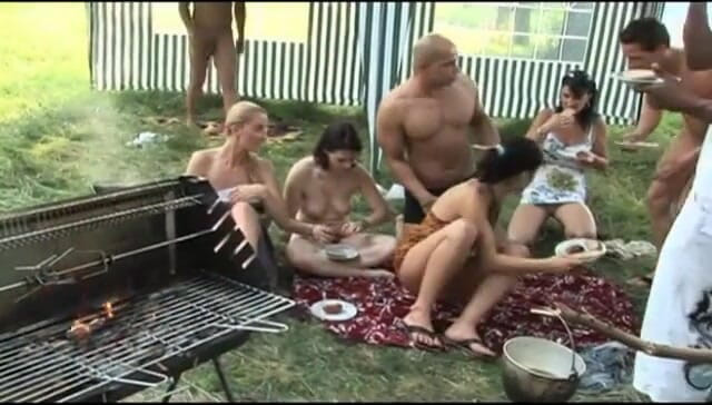 Out Sexxx: Ptáci v zadku v táboře - DVD