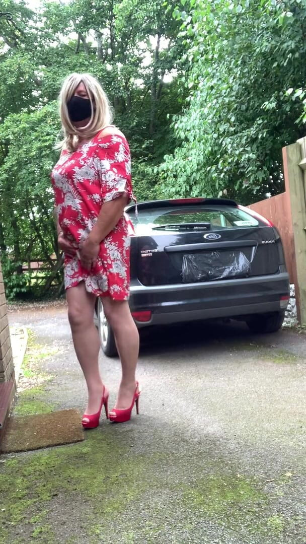 Kelly cd: Kelly cd in red dress heels and fishnet pantyhose