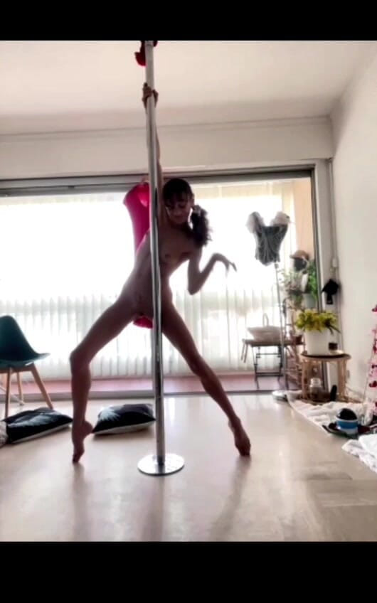 Chris06d72: Penari Panas