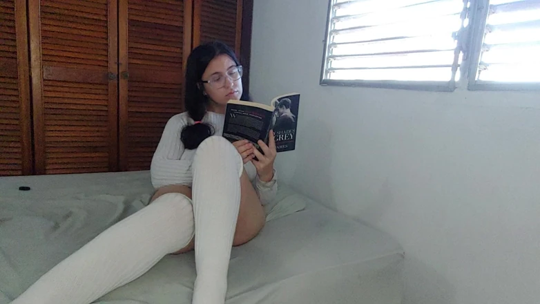 Lilli Hale: Teen Reads and Masterbates in All White