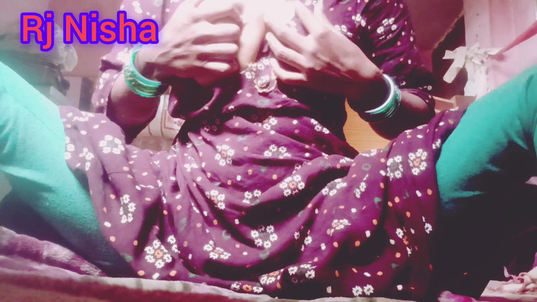 RJ NISHA: Індійська домогосподарка і найкраща продуктивність від мастурбації з пестощами пальцями