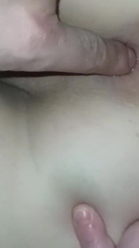 Verklig hemlagad anal med fitta skakar orgasm
