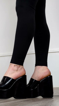 joota sangrah milf(chodne laayak mammi) y2k Black petent wedges - dame Olga