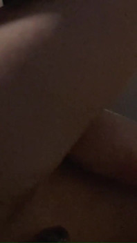 Solo adventure 26 - geile MILF reitet dildo