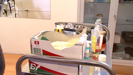 Videos Medical y Sado: Pria penurut dan gadis penurut
