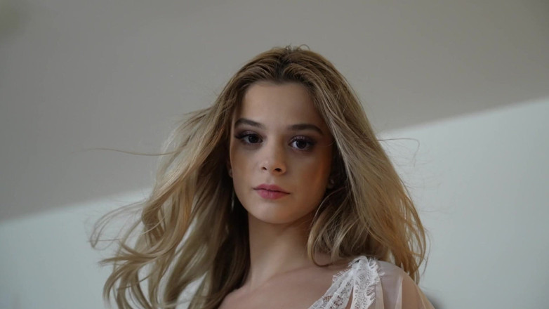 Nubile Films: Geist der freundinnen vorbei