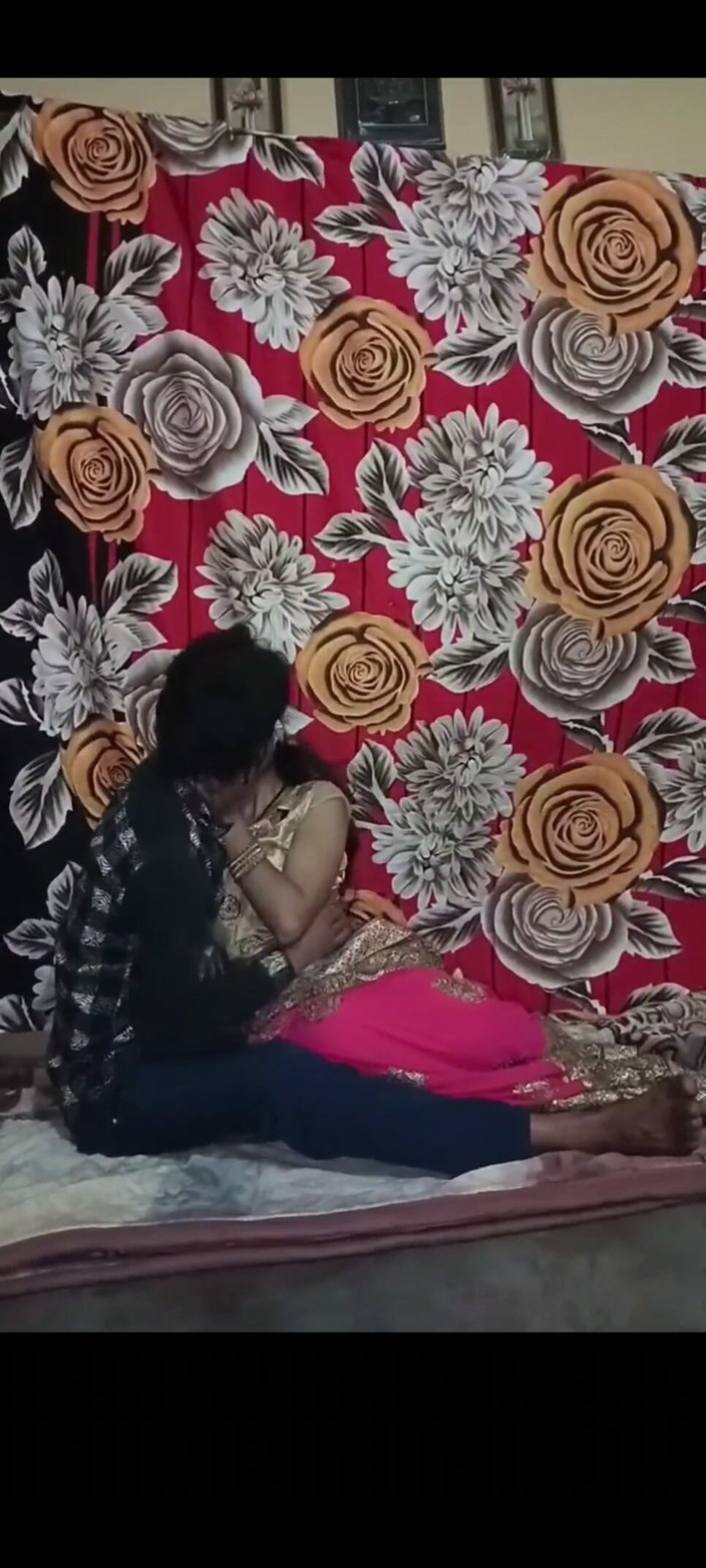 sashaa: Indian desi suhagraat marito e moglie 1