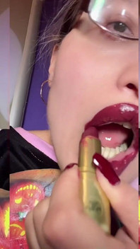額に押し付けられたメガネ - Findom Goaldigger による Asmr Into My Femme クリップ