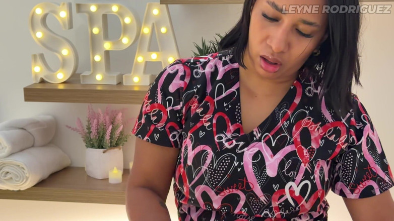 Leyne Rodriguez: Masážní relace 32