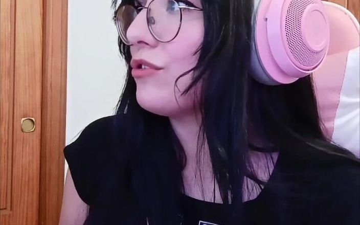 Softbrattypuppy: Egirl Gamergirl让你成为一个绿帽男