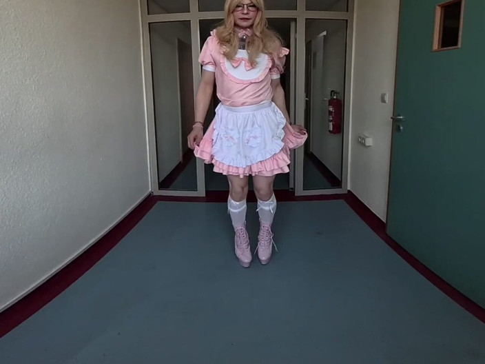 Sissy Adventures VR: Din personliga sissy maid chantal - del 1