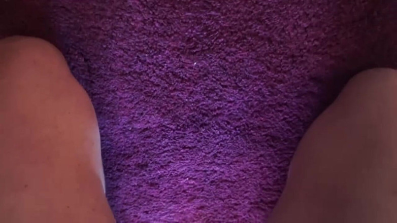 Lady Mesmeratrix Official: Amanti italiane che umiliano uno schiavo pene piccolo
