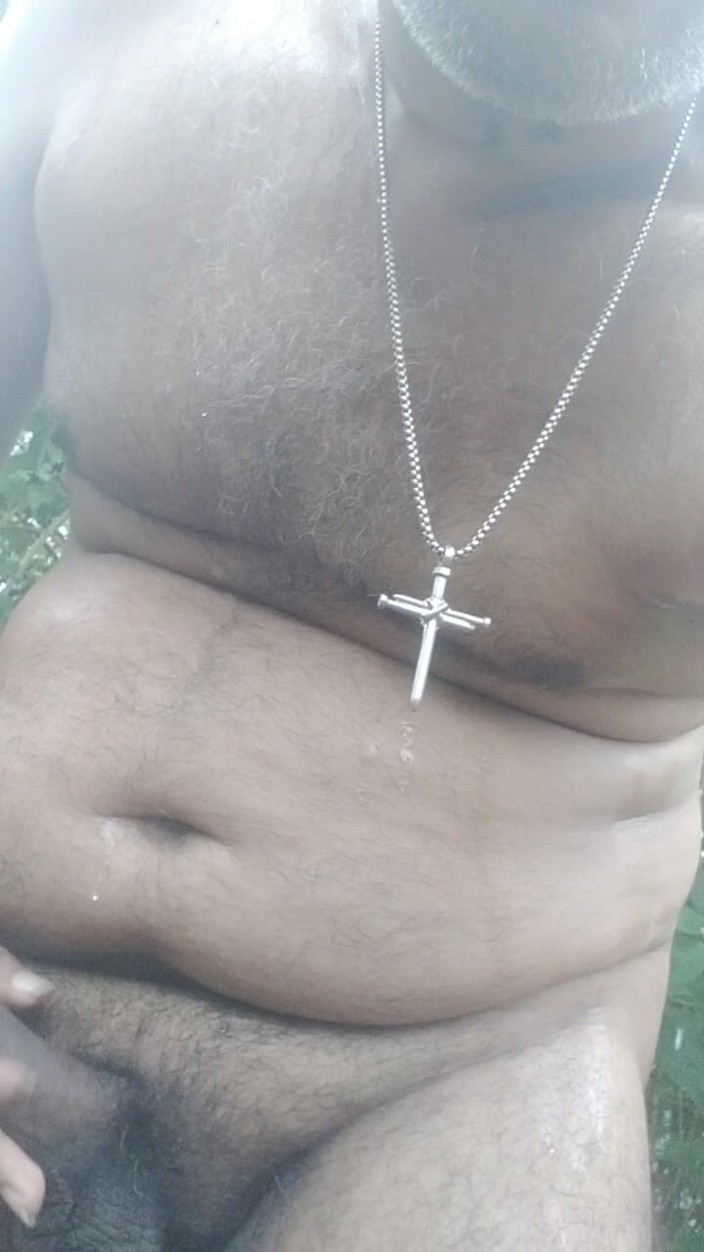 Nani Top: Seks tripple bogel di hutan terbuka...