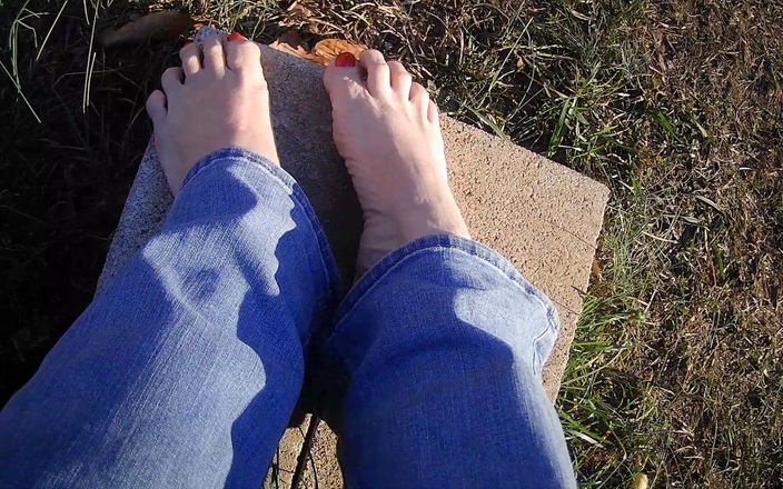 Mountain Mama 1: Mountain Feet