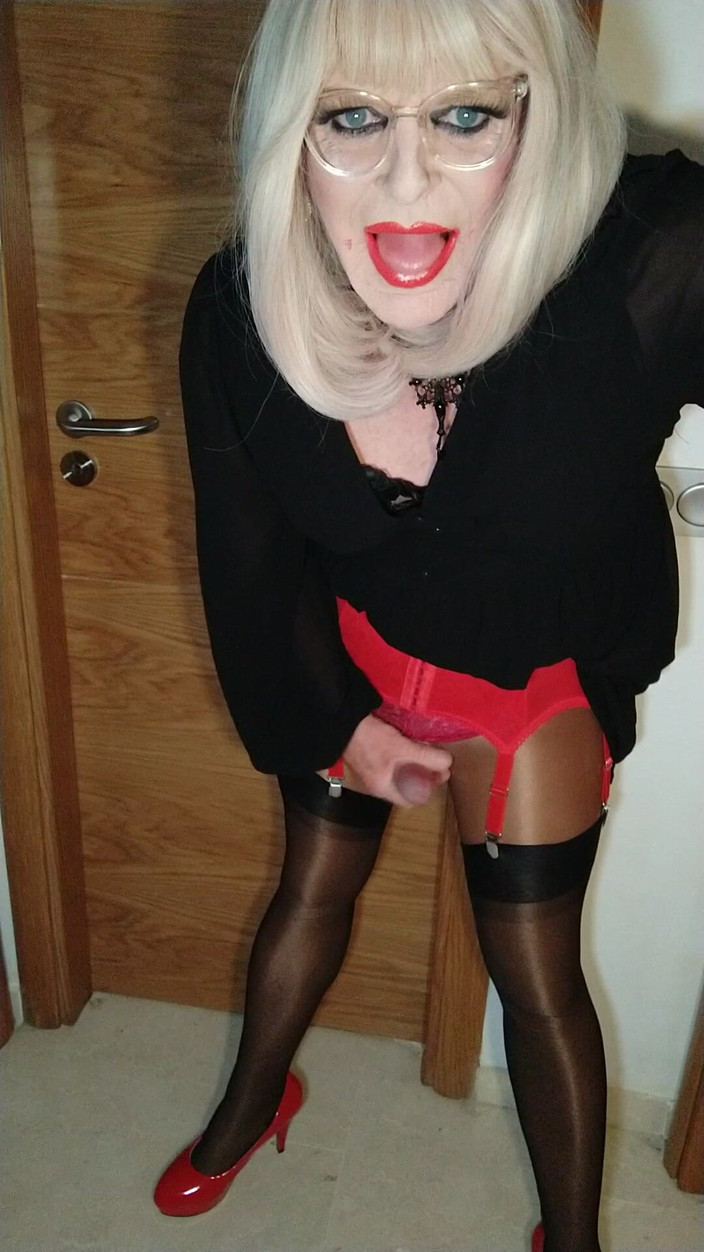 Emma Browne: Versaute transvestiten in dessous