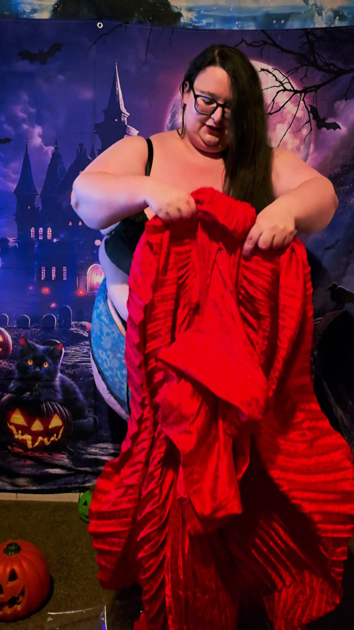 SSBBWLadyBrads: SSBBW Tight and Curvy Dress Haul Oct 2026 Part 1