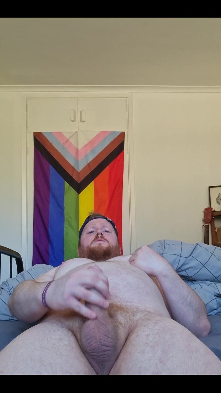 Touchstone: Setelah ngocok kontol di gym