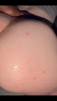 Redhead Oiled up Big Butt Slut