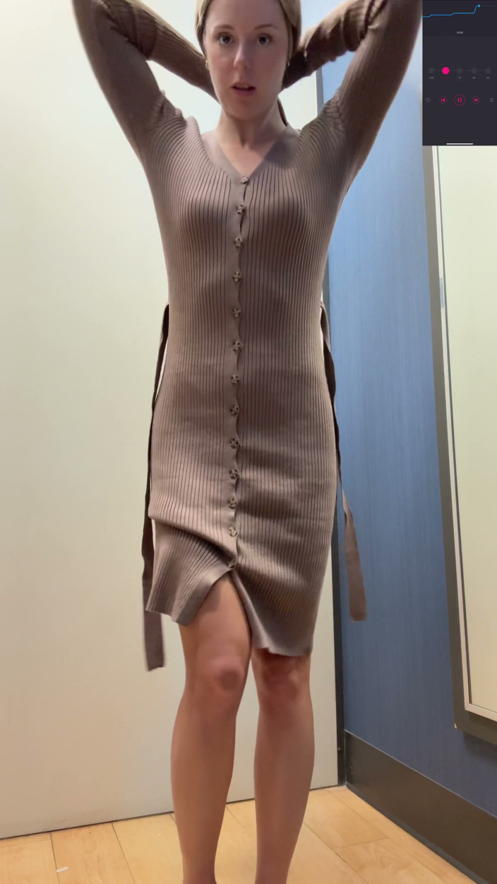 Nadia Foxx: Mall Fall Dress Try on