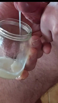 New Super Cumshot From Cicci77 and Pedro! as Always After a Long Masturbation the Sperm Is of Excellent Quality!