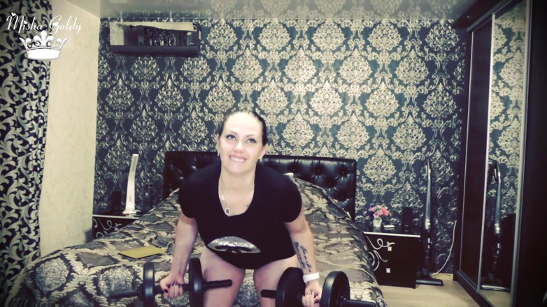Goddess Misha Goldy: 101 weight liftings repeats for biceps challenge!