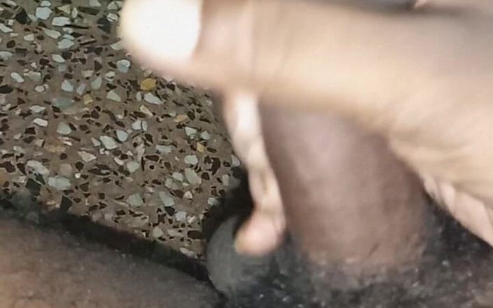Sweet Indian cock: Bhabhiは、クソホームで猫を吸って舐めます