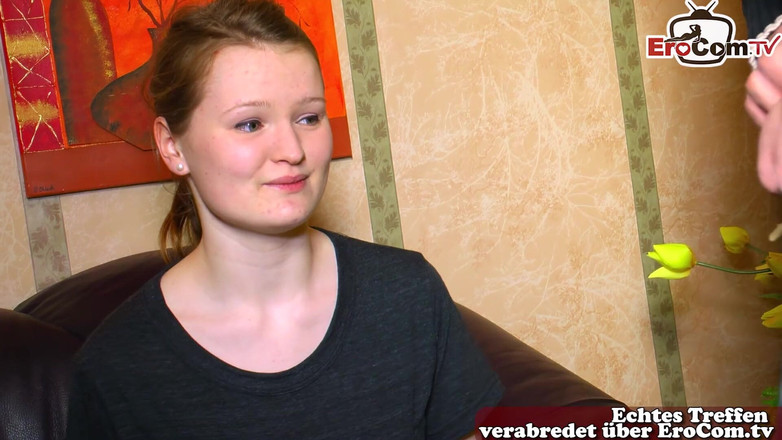 EroCom: Немецкая студентка связывается со своим сводным братом