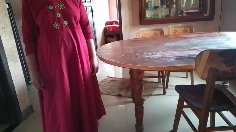 LEGSCOUPLE12: Karısını Yemek Masasında Çarpıyor Ve Amını Sikiyor.