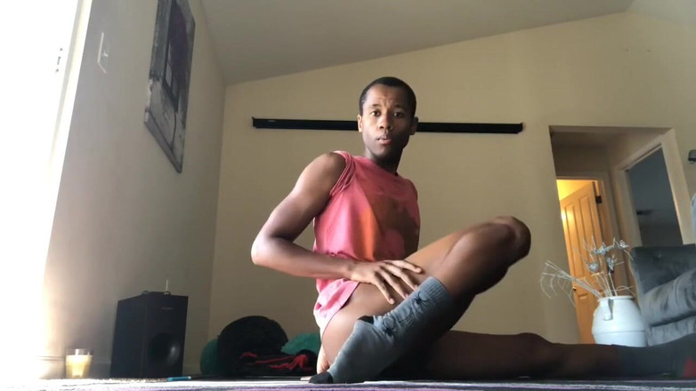 Karma Rainbow Smith D: 所以无论如何...在失败的两党制度下，还有谁专注于自我而不是富有的寡头？