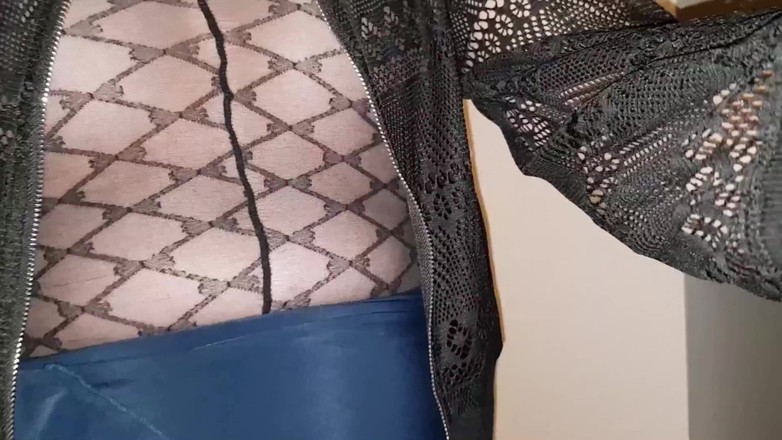 Dani Leg: Dani, величезна сперма на дзеркалі в панчохах