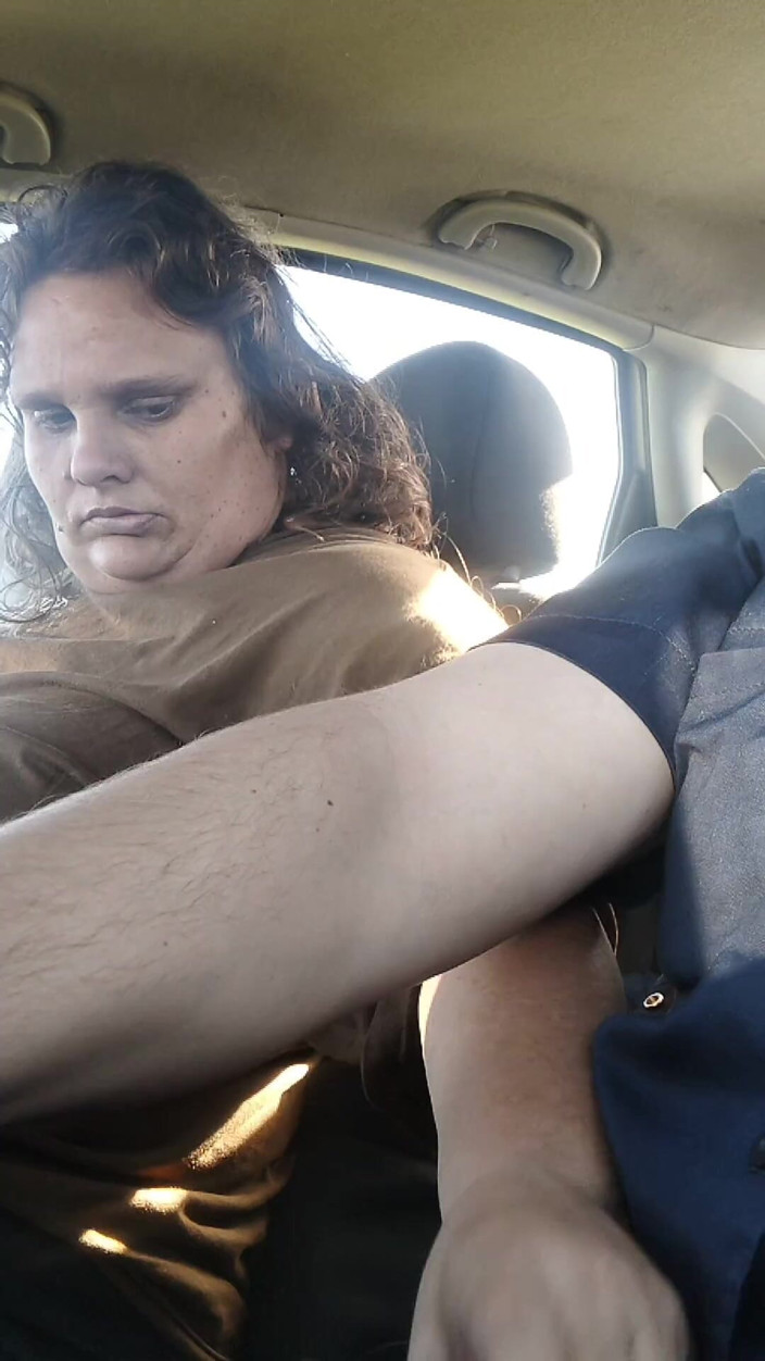 hothouse18xxx: Stacy Gave Jhonny a Kinky Handjob in His Car ( Dirty...