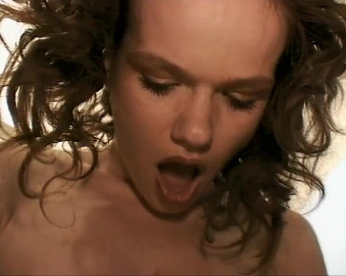 BB Video - Old School: Německá amatérská teen babe brunetka ošukaná do análu # 5