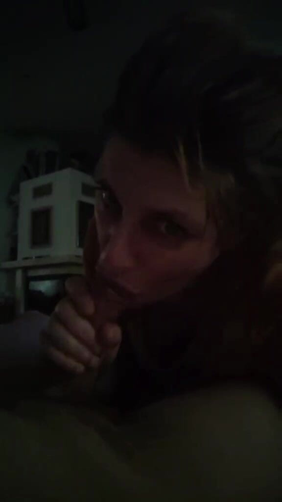 vuana: Kongkek tekak kasar dengan pancutan besar-besaran dalam mulut