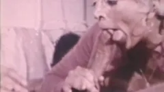 Ultra blond mogen brud älskar unga kukar