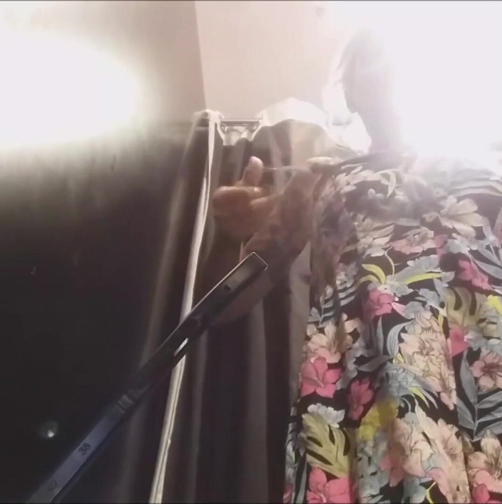 savannahamatoriale: Důkaz v obchodě se šatnami! Všechno skutečné! Co si myslíš o...