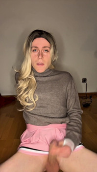 Dulce Chica Trans De 18 años En Masturbación Anal