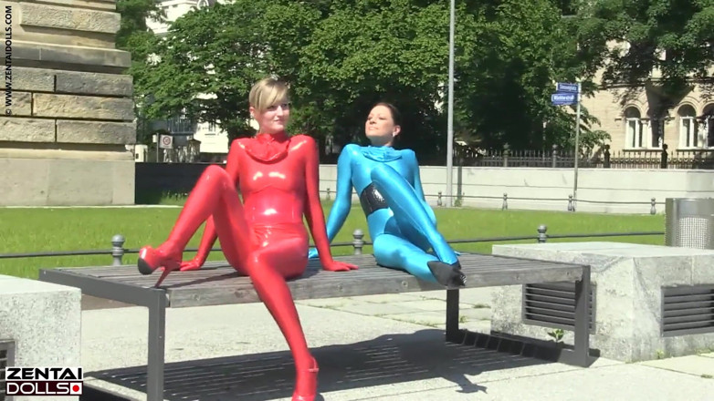 ZentaiDolls: Zentai Models in the City