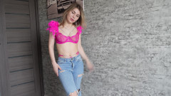 Misty Phoenix: 你会让你的女友去参加一个这样的派对吗
