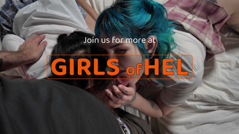 Girls of Hel: Знайшов мою падчерку та її однокласника в моїй спальні, розважав їх обох